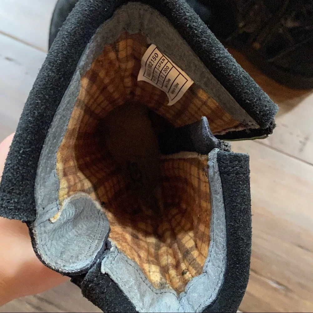 Ugg kids‎ boots black diamond quilted